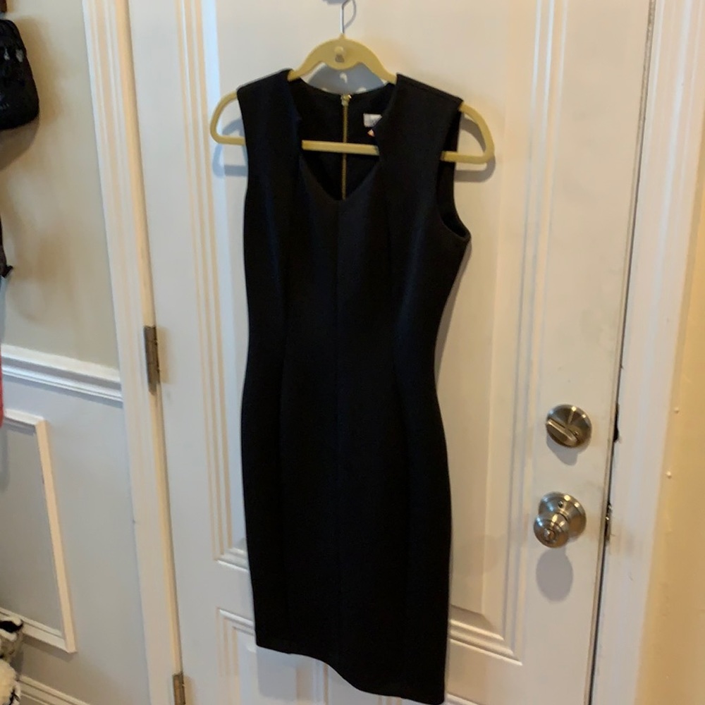 Calvin Klein V Neck Scuba Cocktail Dress Size 2